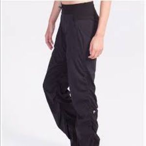 Ivivva by Lululemon dance studio pants